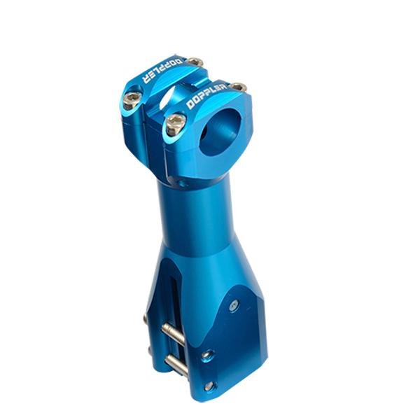 Doppler mėlynas motorolerio vairo adapteris Booster / BW’s / Stunt / Slider modeliams – Ø22 mm