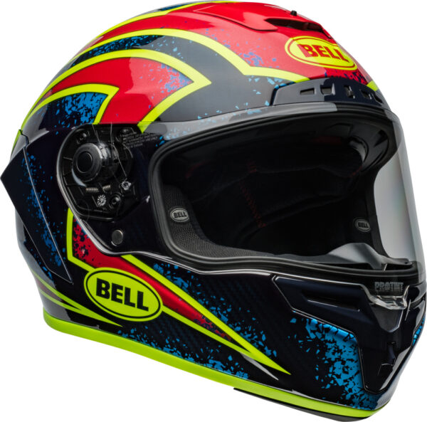 Skirtas lenktynininkams Naujas prigludimas, 10 % lengvesnis ir su mūsų ProTint stikliuku – Race Star Flex DLX yra geriausias pasirinkimas lenktynininkui, kuris dar turi ir kasdienį darbą, kur kiekvienas sprendimas lenktynių savaitgalį yra svarbus. Siūlydamas visas savo klasėje pirmaujančio „brolio“ savybes ir apsaugą, Race Star naudoja 3K anglies pluošto korpusą ir yra pripildytas pažangiausių technologijų, užtikrinančių aukščiausio lygio našumą. Mūsų patentuotas Flex vidinis sluoksnis suteikia visapusišką apsaugą, Magnefusion skruostų pagalvėlės užtikrina aukščiausią komfortą ir optimalų prigludimą, o RaceView profilis leidžia matyti finišo liniją idealiai. Noras laimėti prasideda galvoje. Savybės: 3K anglies pluošto korpusas Velocity Flow Ventilation™ sistema maksimaliam aušinimui Flex energijos valdymo vidinis sluoksnis Virus® CoolJade™ antibakterinis vidinis sluoksnis Panovision™ Protint™ fotochrominis stikliukas (sumontuotas) Magnefusion™ magnetinės skruostų pagalvėlės Raceview profilis Taip pat pridedama: šalmo krepšys Sertifikacija: ECE 22.06